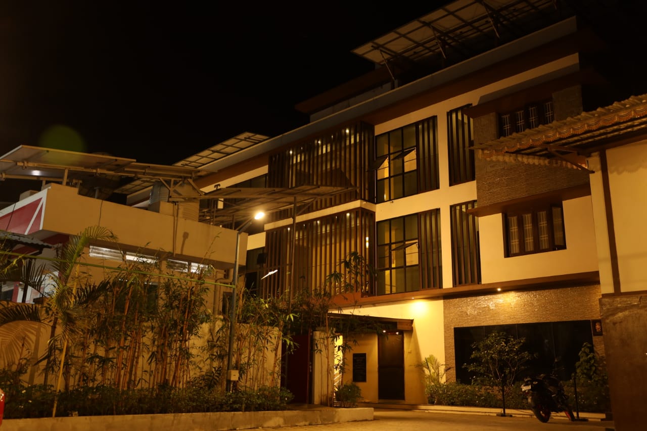 HOTEL SR ( KATTUMANNARKOIL) - Tap to explore photos