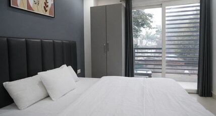 Stavy Stay Gurgaon Room Type - Deluxe Room