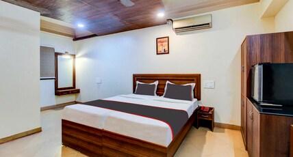 Townhouse Dange Chowk Bus Terminal Room Type - Classic