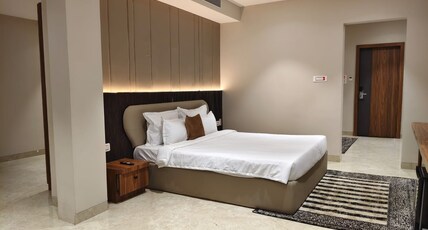Hotel The Crown Town Room Type - Presidential Suite
