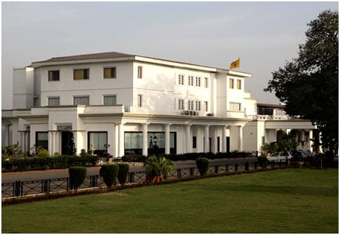 Hari Niwas Palace - The Heritage Hotel - Tap to explore photos