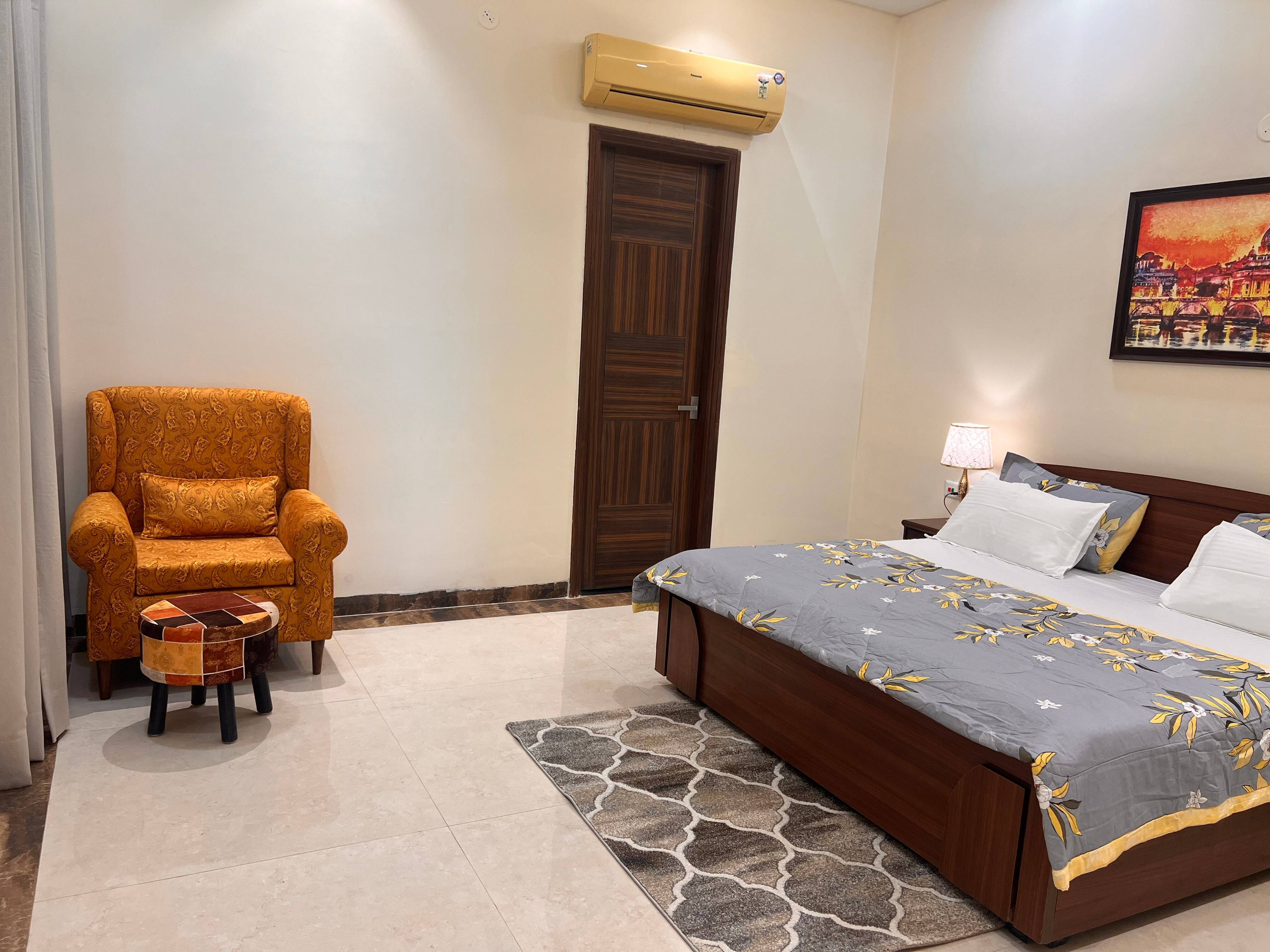 Sukoon at Amritsar 5BHK Villa at Ranjit Avenue - Tap to explore photos