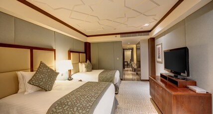 Crowne Plaza DUQM Room Type - Royal Suite with Balcony