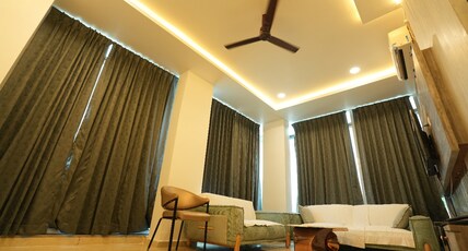HOTEL ACHILLES Room Type - City View Luxury Room