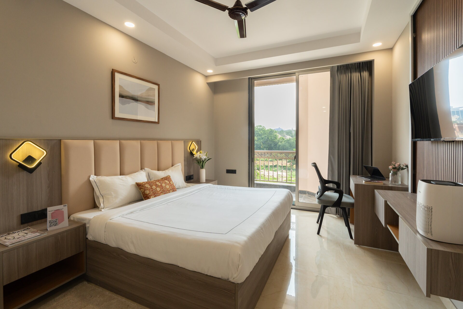 Bling at DLF Phase 3 with Air Purifier and Gym - Tap to explore photos