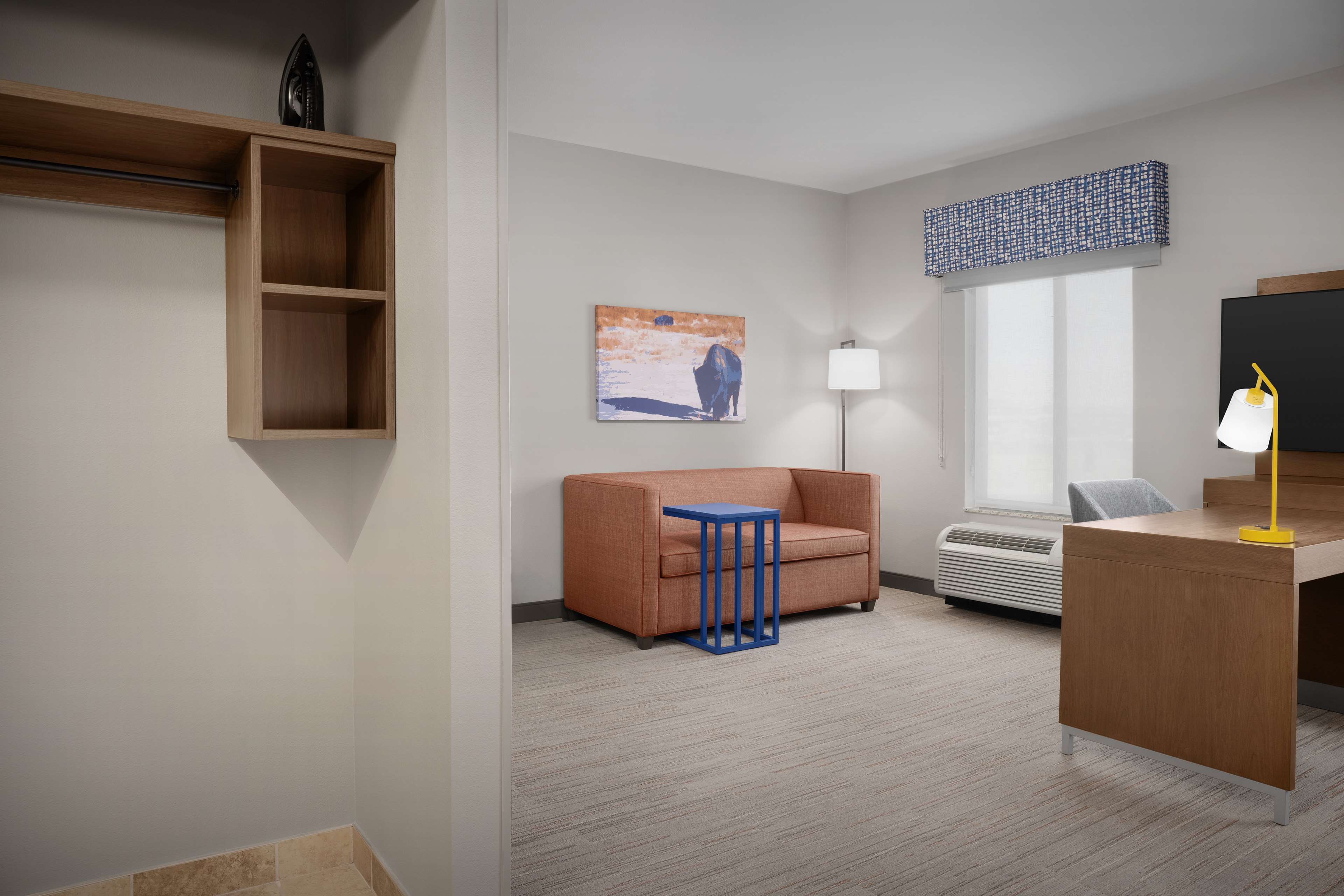 Hampton Inn & Suites by Hilton Williston - Tap to explore photos