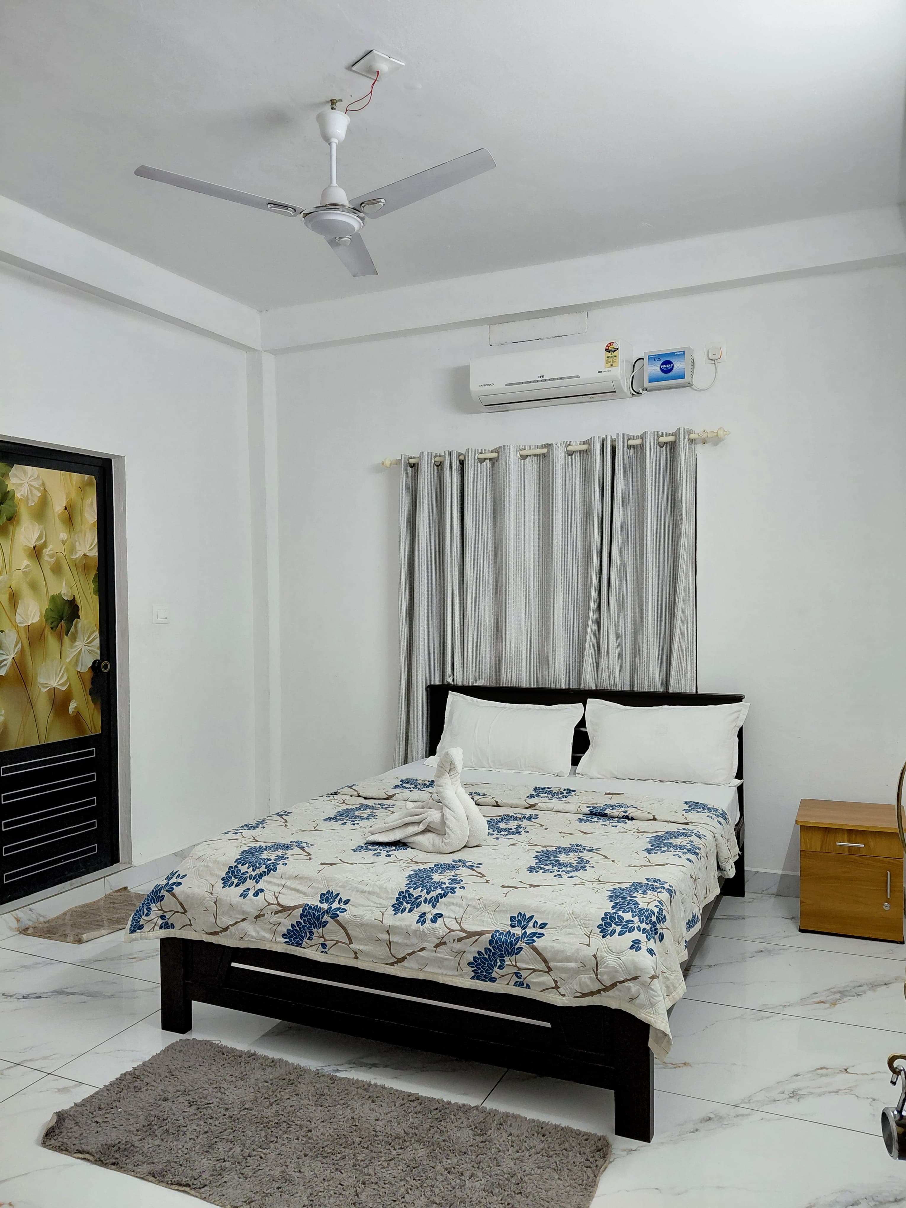 Zayan Home stay - Tap to explore photos