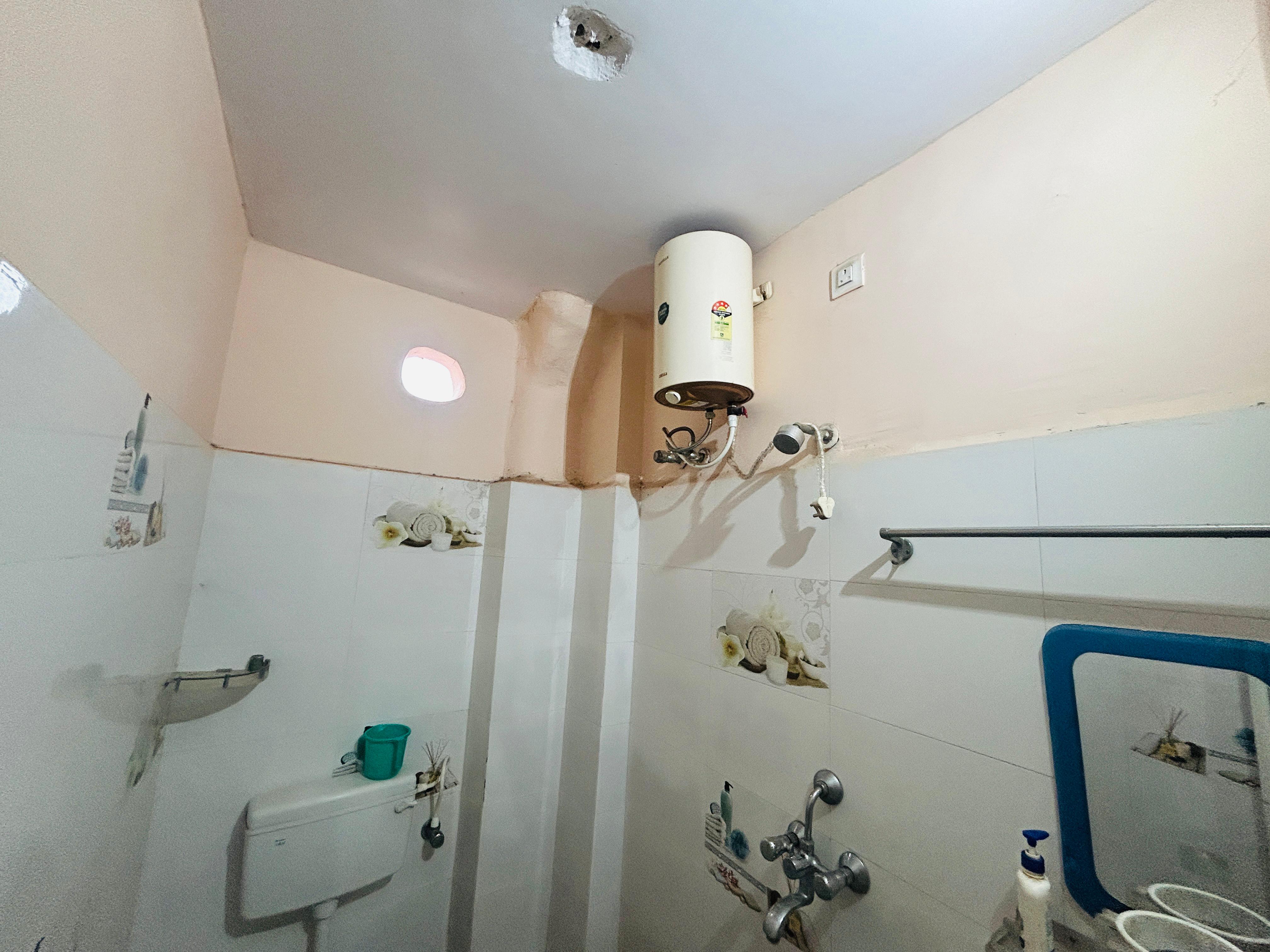 Hotel M K Palace - Tap to explore photos