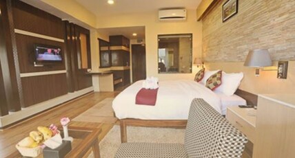 Hotel Queens Park  Room Type - Suite