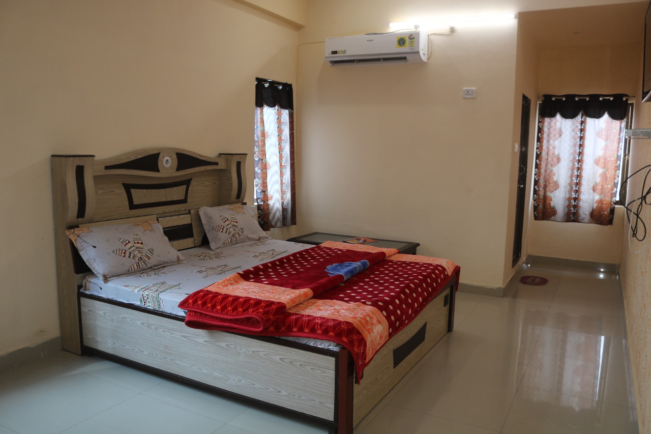 HOTEL CHANDANI PALACE - Tap to explore photos