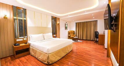 Goldfinch Hotel Bangalore Room Type - Gold Club