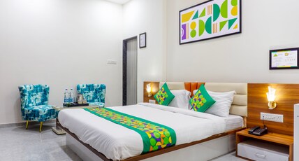 Treebo Aura Inn Regency Room Type - Economy Room