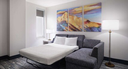 Hampton Inn & Suites Denver Downtown-Convention Center Room Type - 1 KING STUDIO SUITE NOSMOK