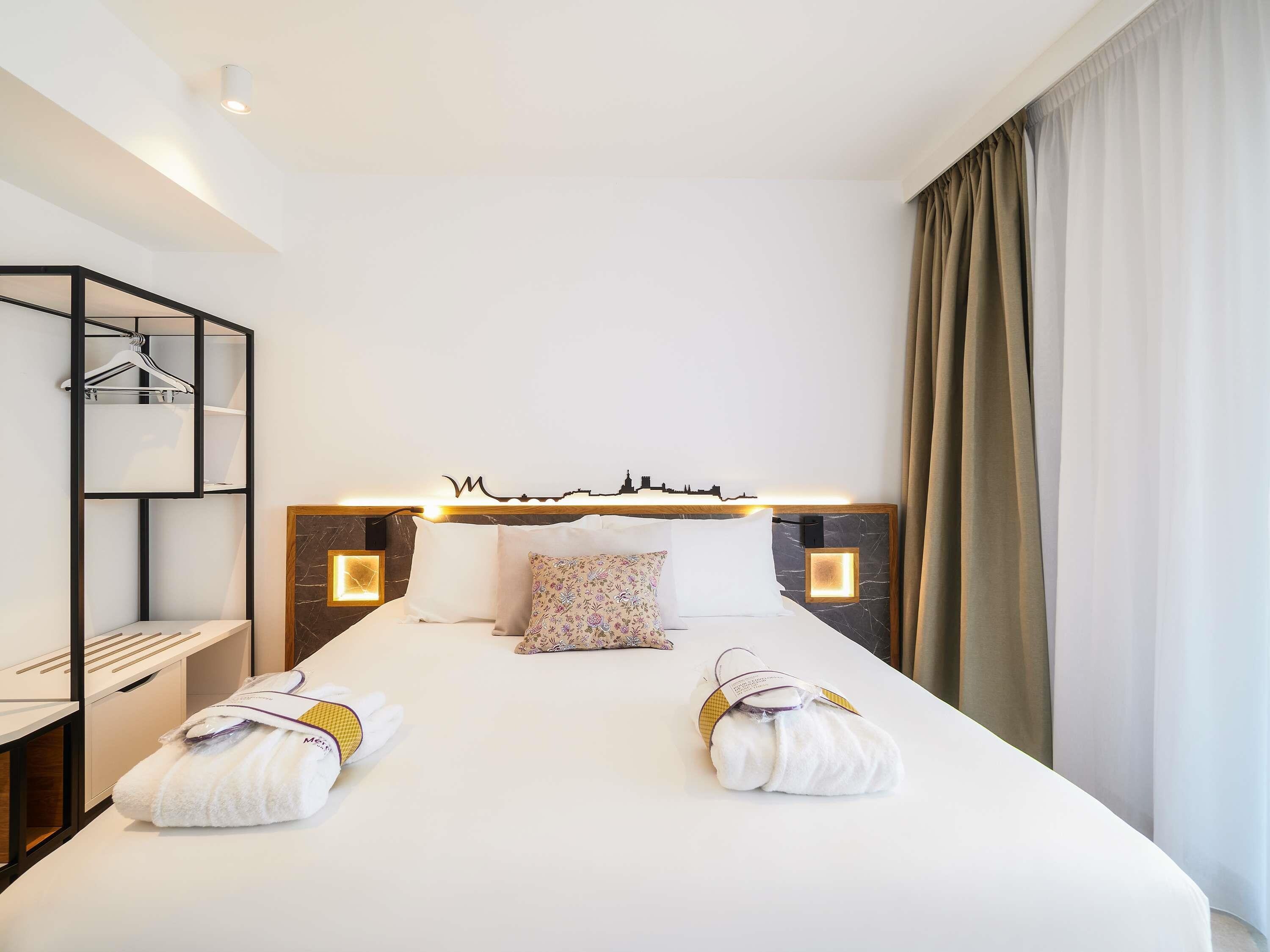 Mercure Avignon Gare TGV - Tap to explore photos