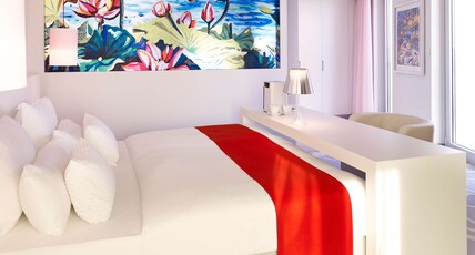 art'otel Cologne Room Type - Art Room XL-1 Queen art'otel Cologne Room Type - Art Room XL-1 Queen