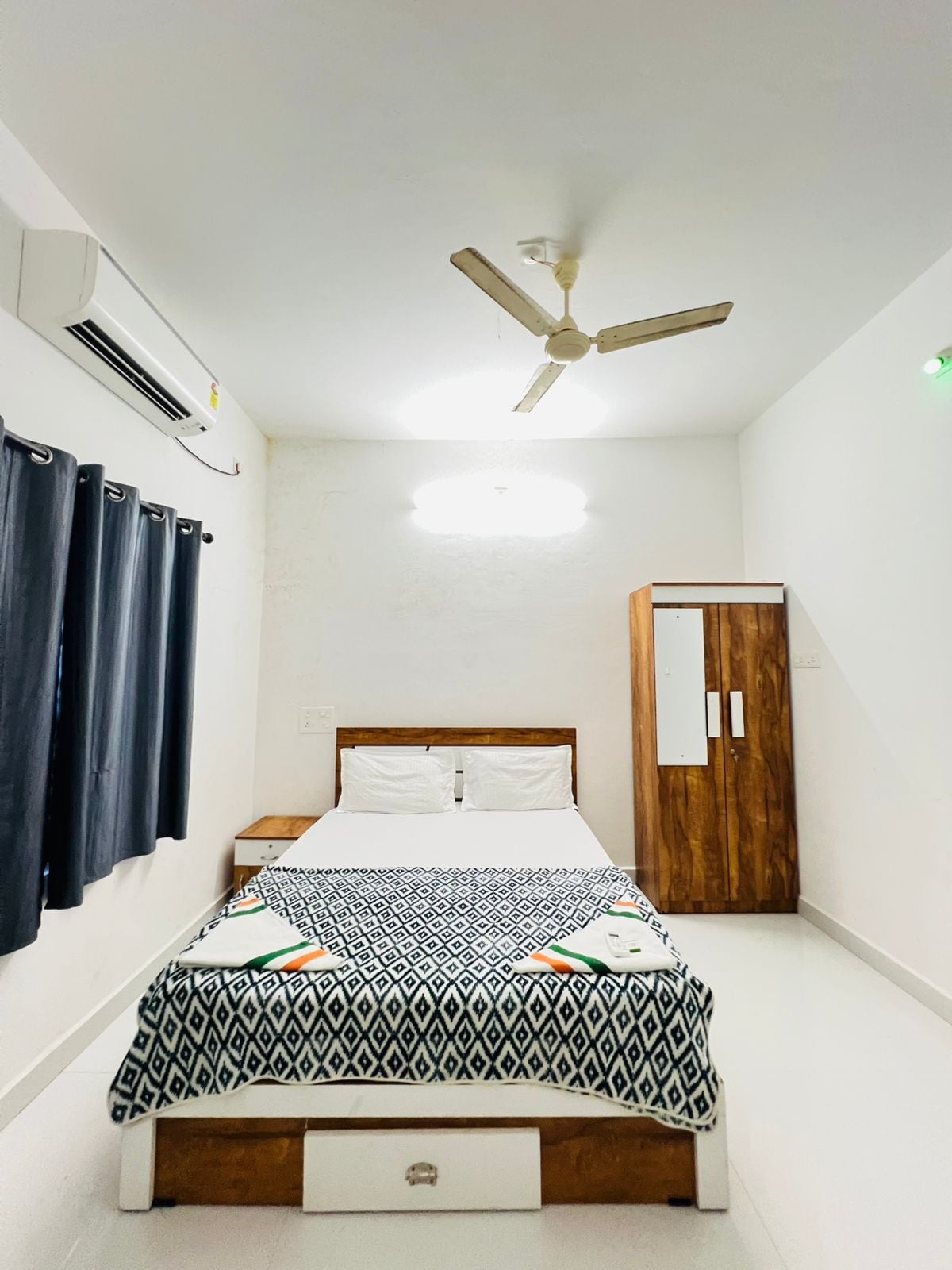 My Villa Home Stay - Tap to explore photos