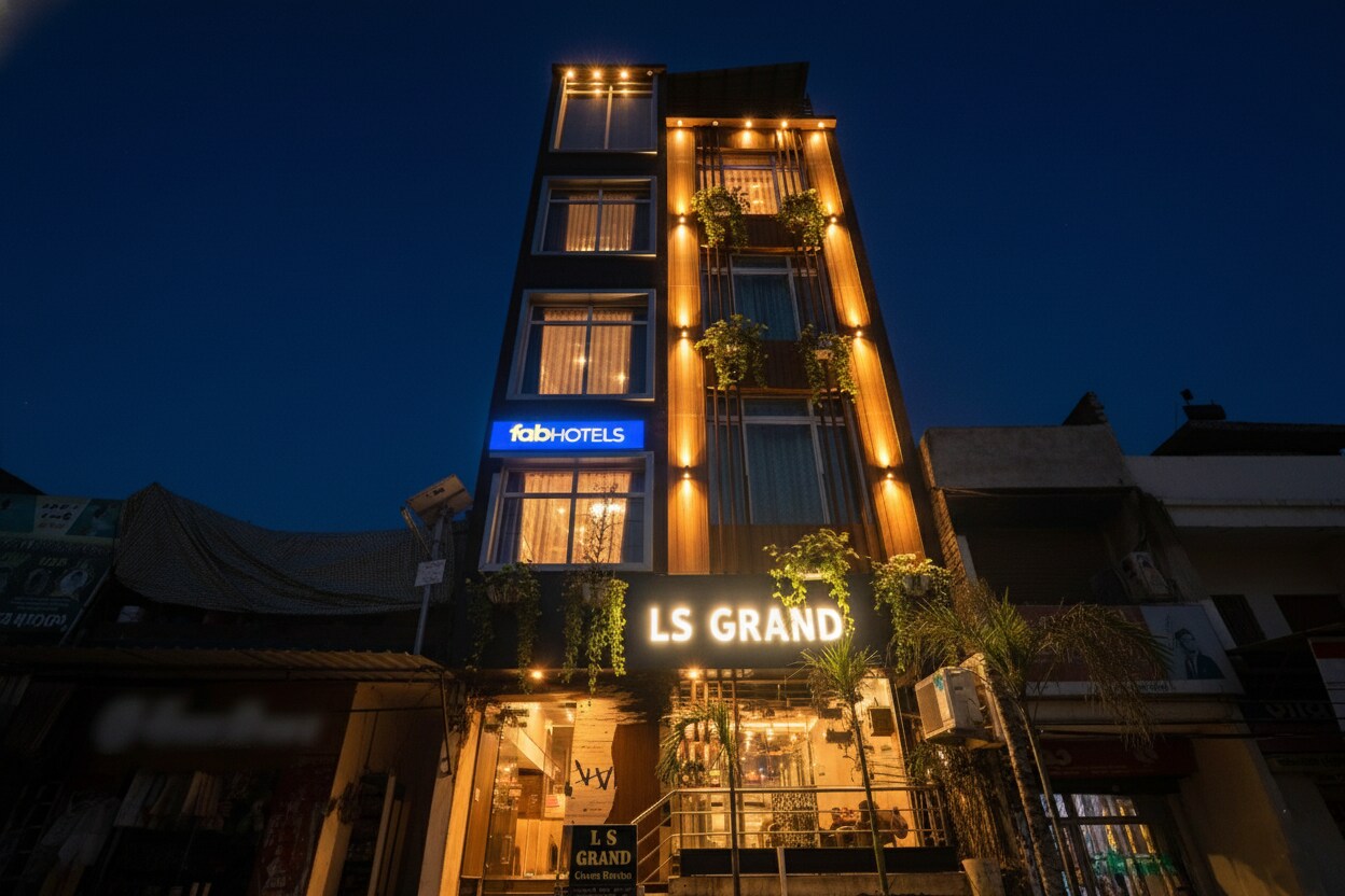 FabHotel LS Grand - Nr. Banaras Railway Station - Tap to explore photos