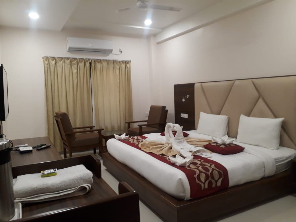 shri balaji regency inn - Tap to explore photos