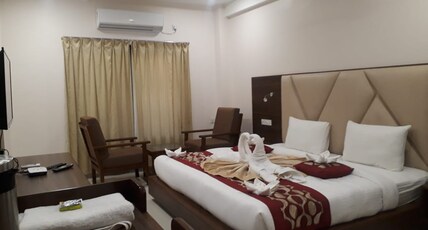 shri balaji regency inn Room Type - ULTRA PREMIUM (AC)