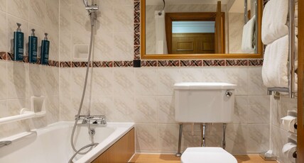 Hilton Puckrup Hall Tewkesbury Room Type - QUEEN BALCONY ROOM