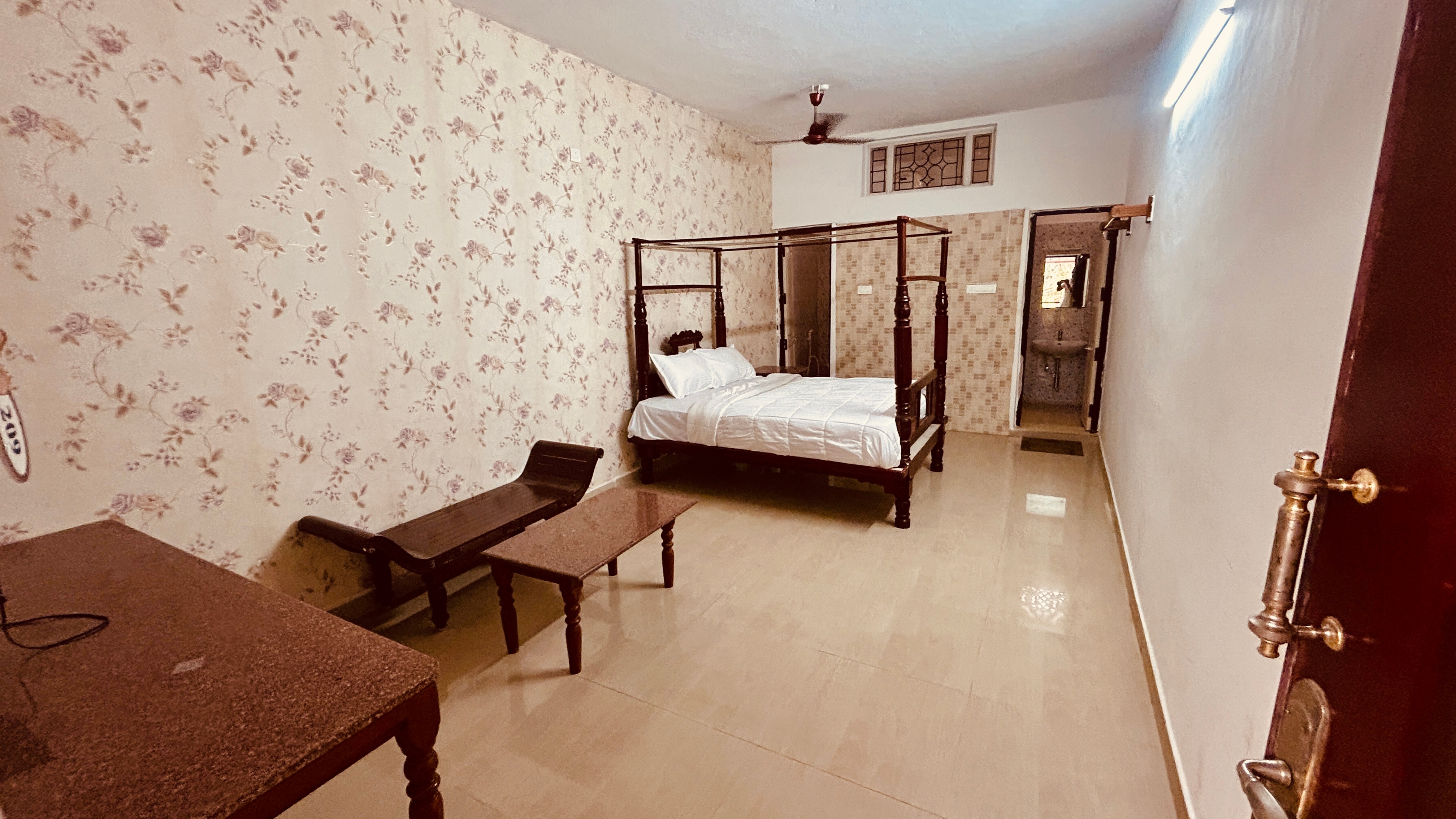 RV GRAND HERITAGE RESORT - Tap to explore photos