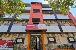 Hotel maheshwari green's