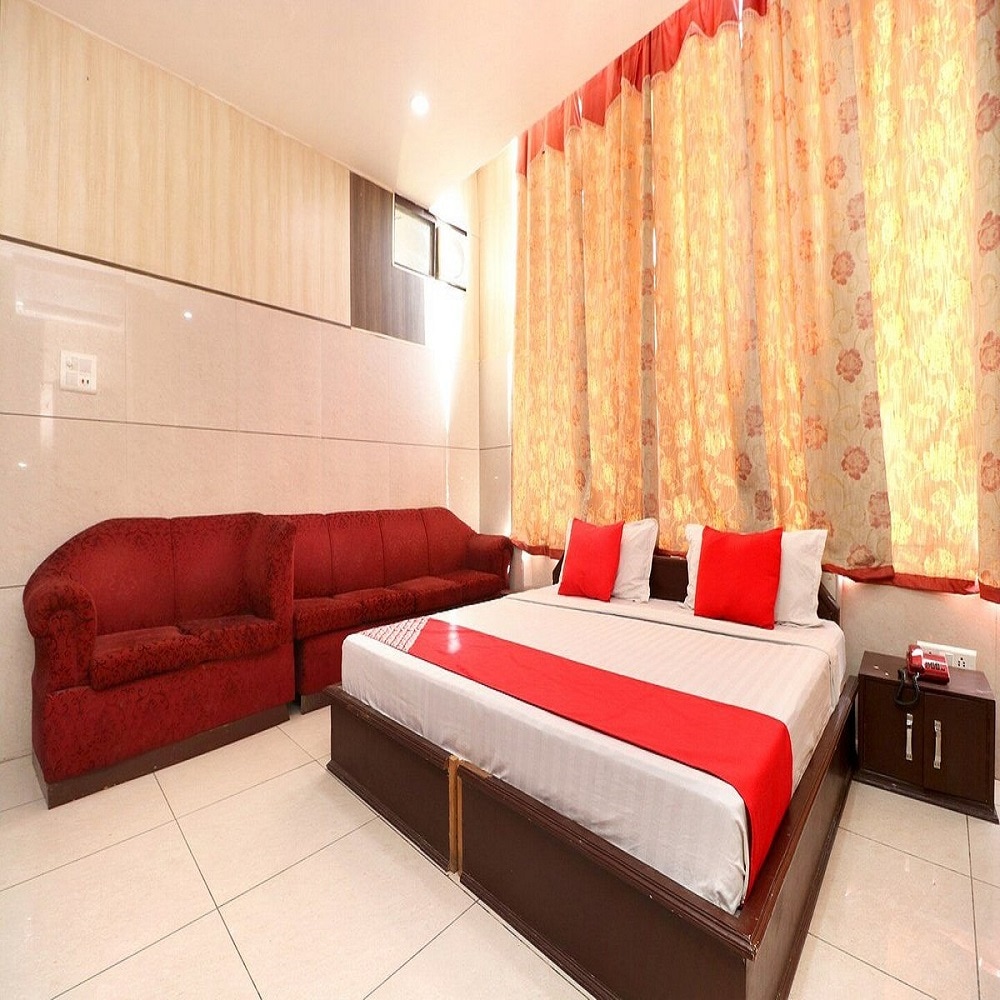 HOTEL LEO - Tap to explore photos