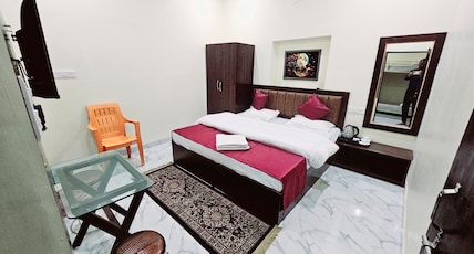 Shree Varidhi Homestay & Dorms Room Type - Deluxe Family Room With Bunk BED Shree Varidhi Homestay & Dorms Room Type - Deluxe Family Room With Bunk BED