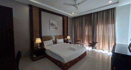Saffron Hotel Room Type - Club Room with Balcony
