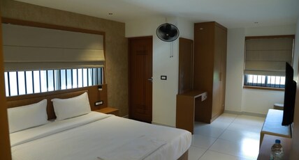 Crystal Regency Room Type - Royal Suites Room