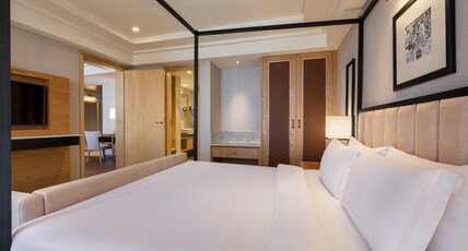 The Residency Towers Puducherry Room Type - Executive Suite with Bathtub