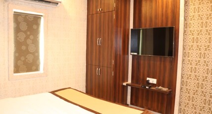 Hotel Angina Room Type - Imperial Room AC with Sofa