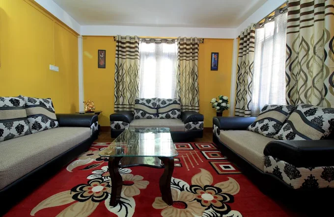 Easy Inn Homestay - Tap to explore photos