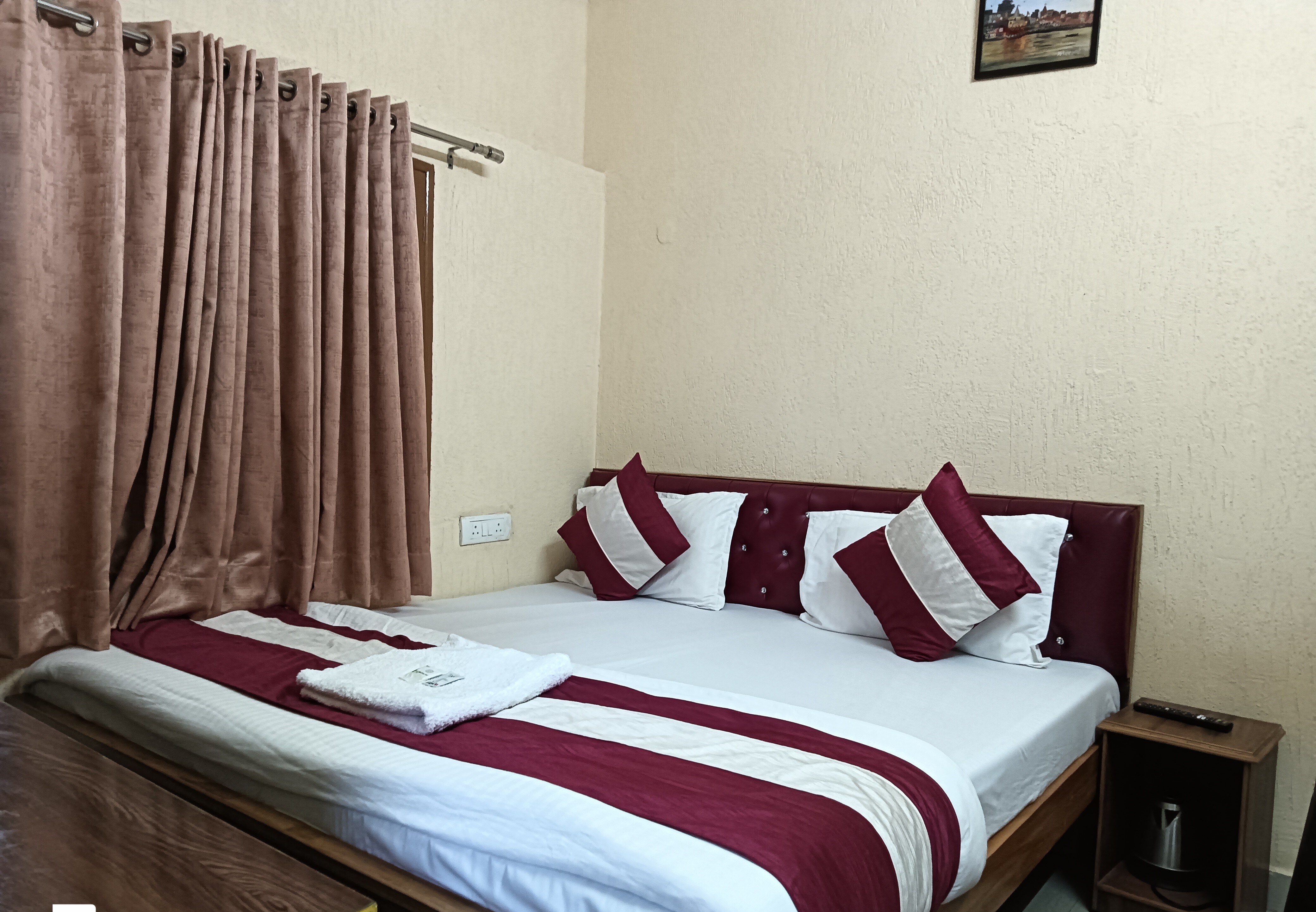 SHREESHYAMHOMESTAY - Tap to explore photos