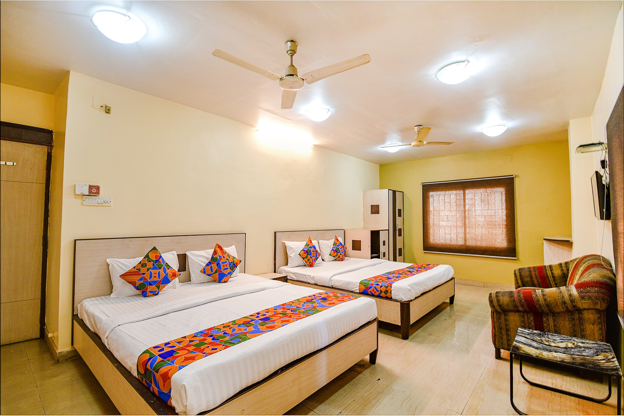 FabHotel Kamala Inn - Dankuni - Tap to explore photos