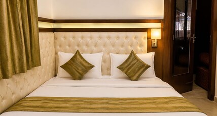 Hotel Atithi Palace Room Type - Budget AC Room