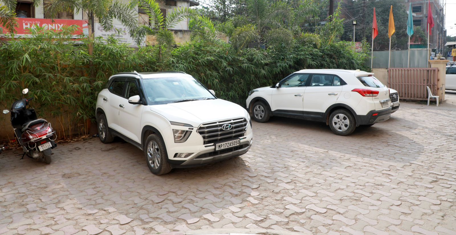 Hotel Safari Regency - Tap to explore photos