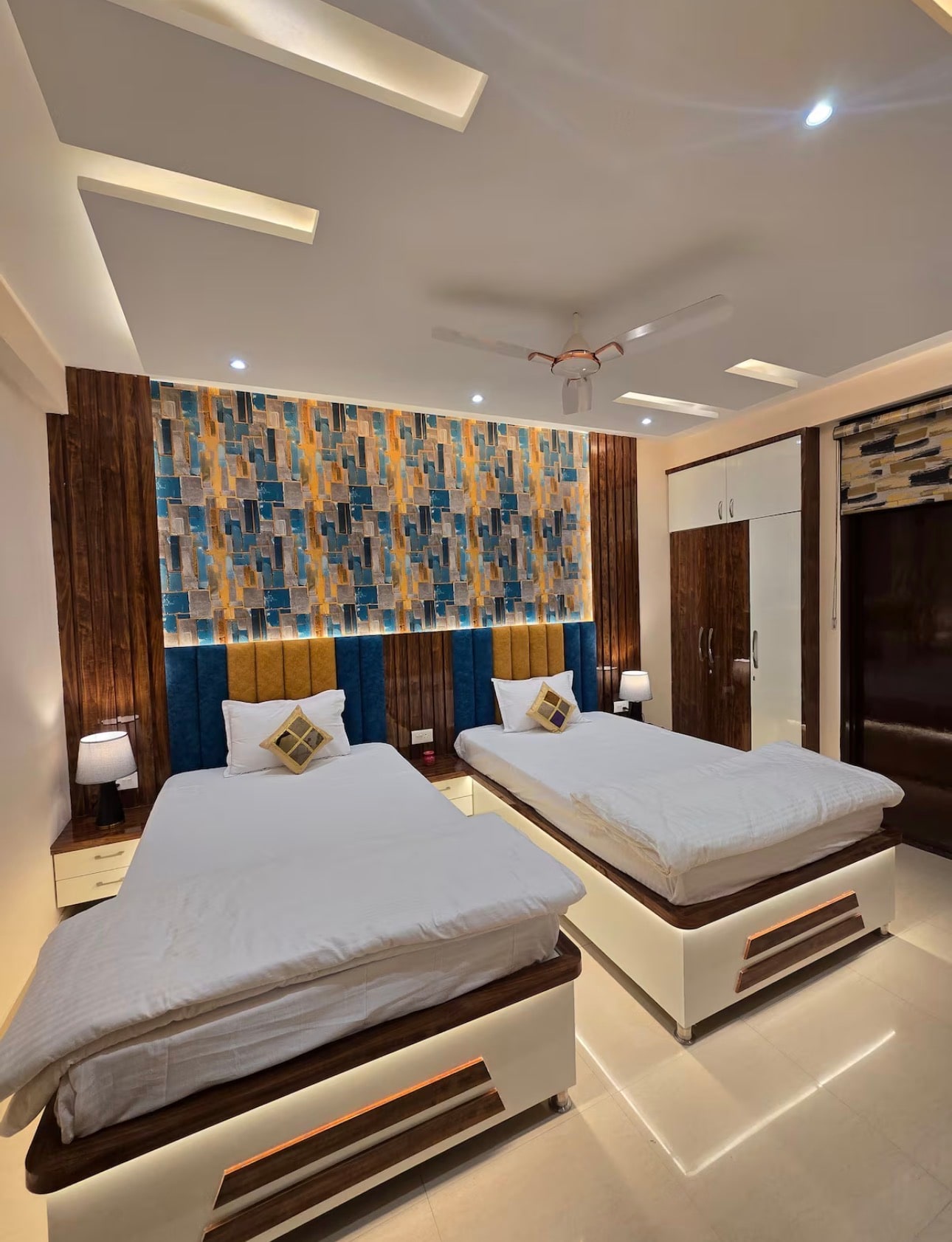 Party friendly 2 Bhk - Tap to explore photos