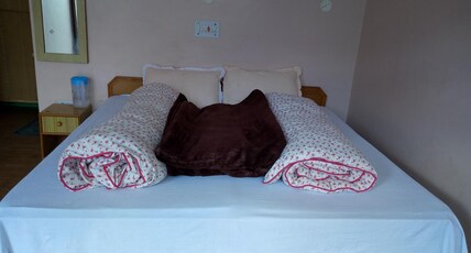 Bobby Guest House Room Type - Deluxe Bobby Guest House Room Type - Deluxe
