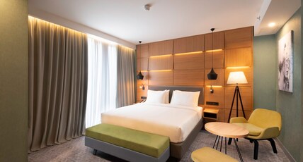 Holiday Inn YEREVAN - REPUBLIC SQUARE Room Type - 1 Bedroom Suite 1 King