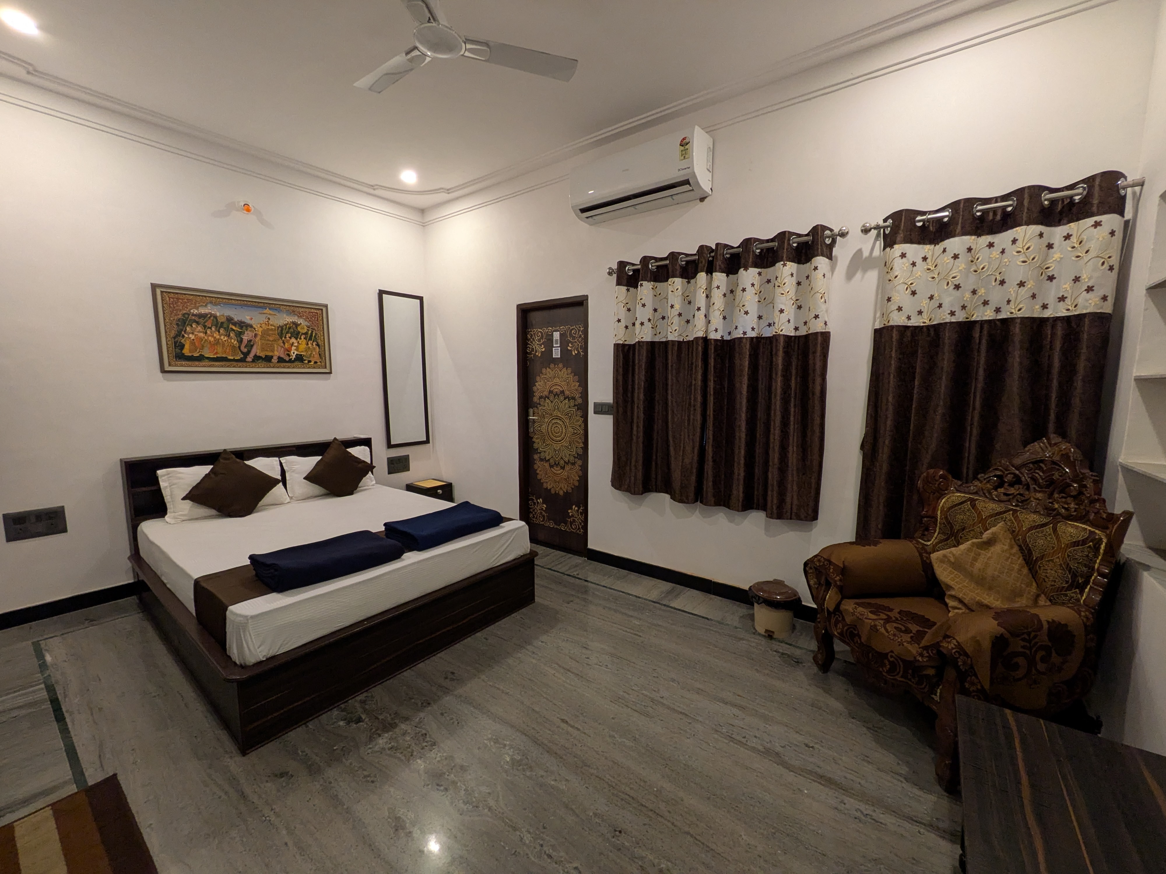 Gitanjali Homestay Udaipur - Tap to explore photos