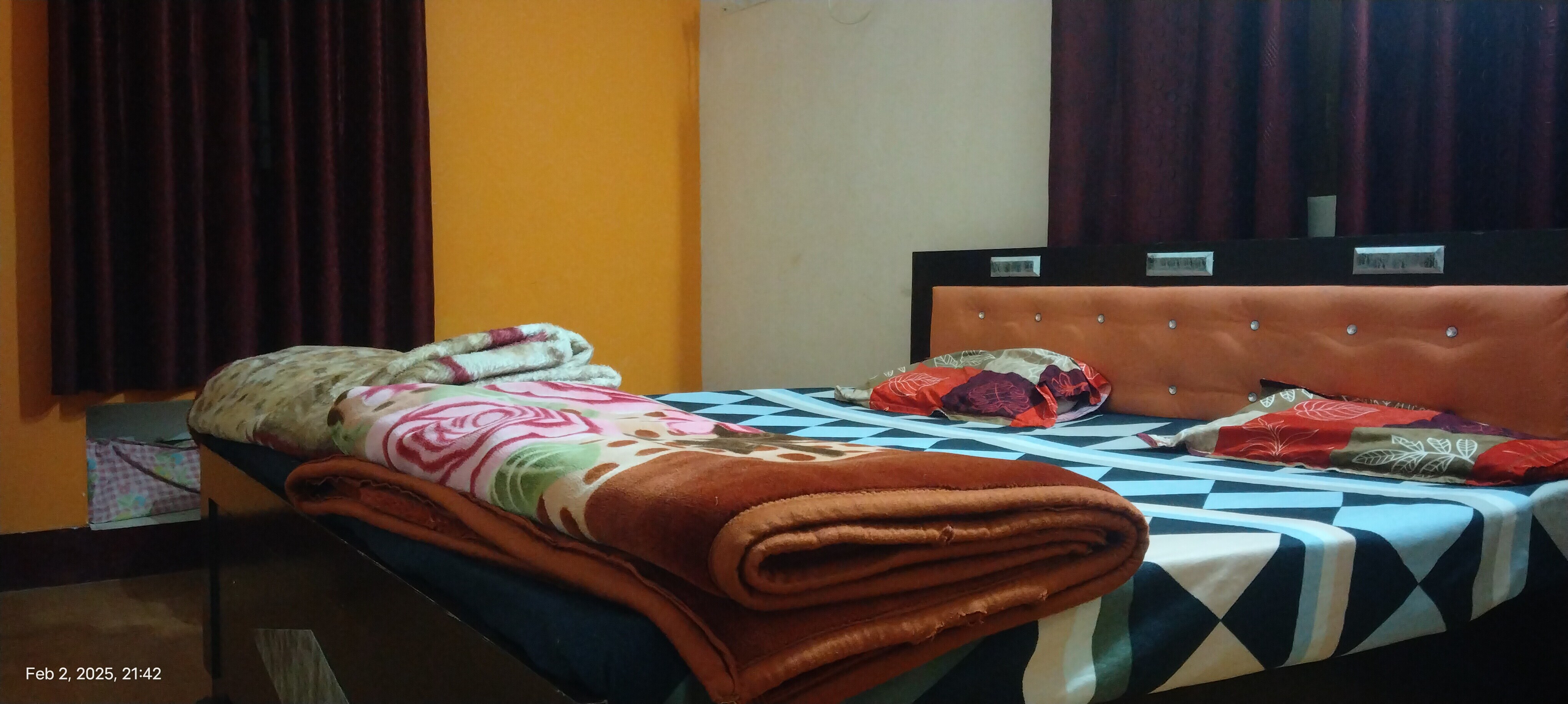 Ram ji ki kutiya - Tap to explore photos