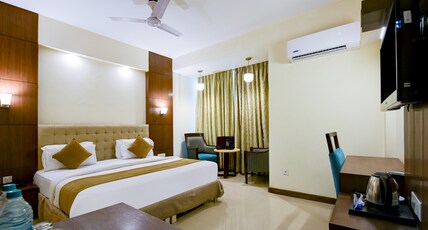 The Pamposh - Nehru Place Room Type - Executive Room