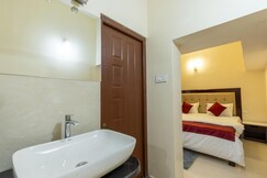 Thakshil villa stay