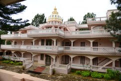 Jain's Royal Palace Resort