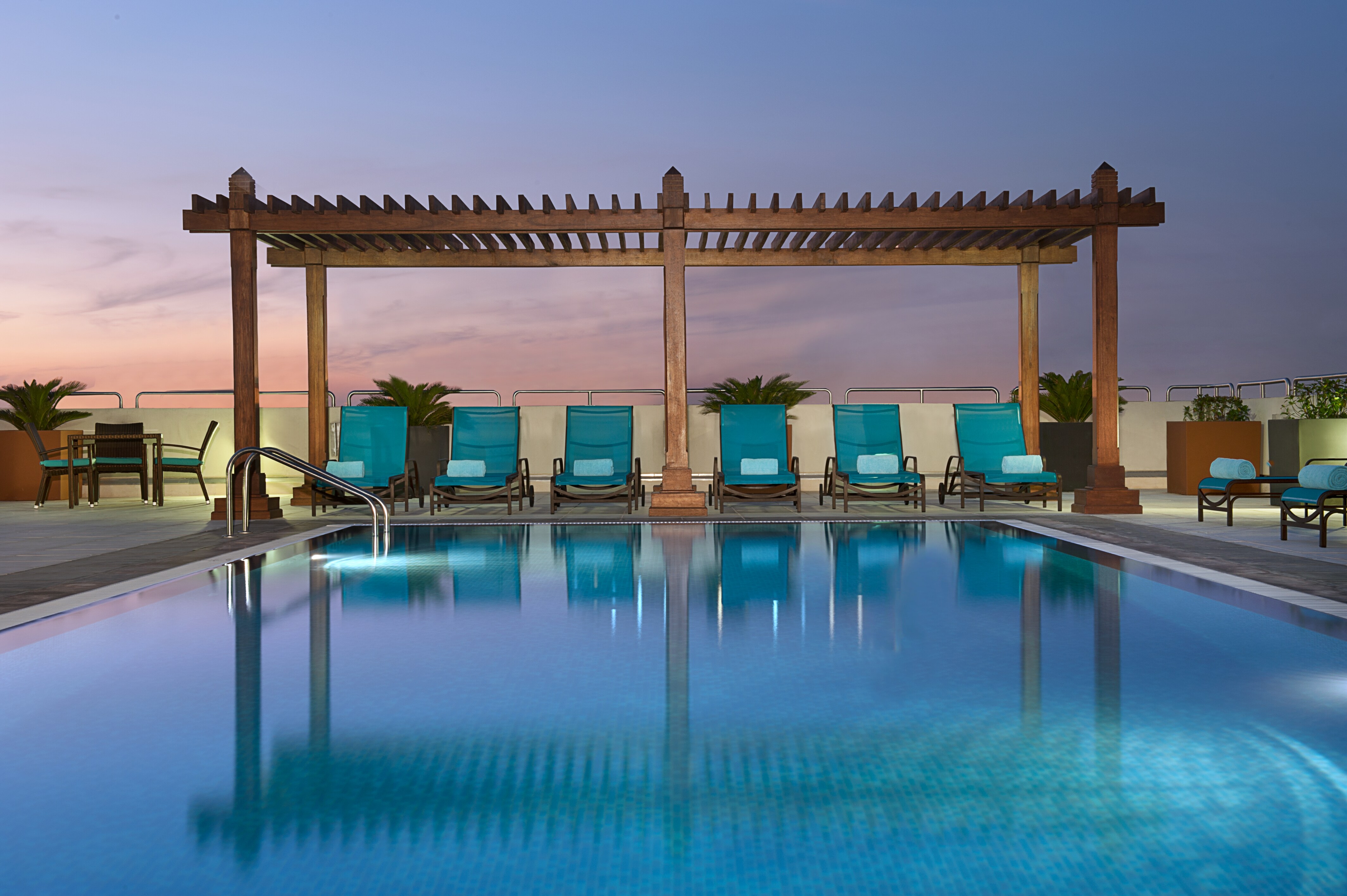 Hilton Garden Inn Dubai Deira - Tap to explore photos