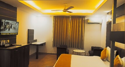 The Maple Stay Room Type - Deluxe Room