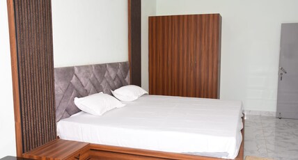 MAURYA RESIDENCY Room Type - Double Room