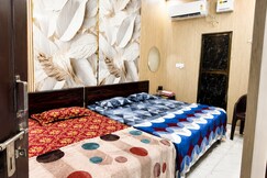 Maa Janki  guest house