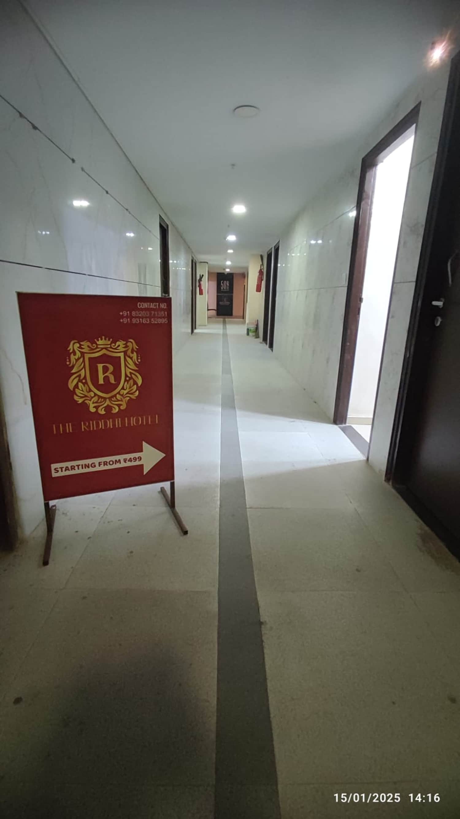 THE RIDDHI HOTEL - Tap to explore photos